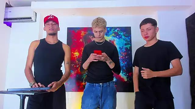Twinks_Bigcock_ from StripChat is Freechat