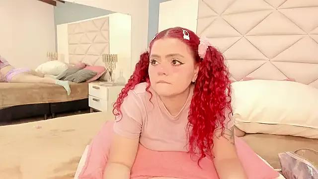 Twwiiggy from StripChat