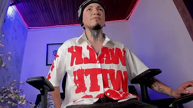 tyler_jones_ from StripChat is Freechat