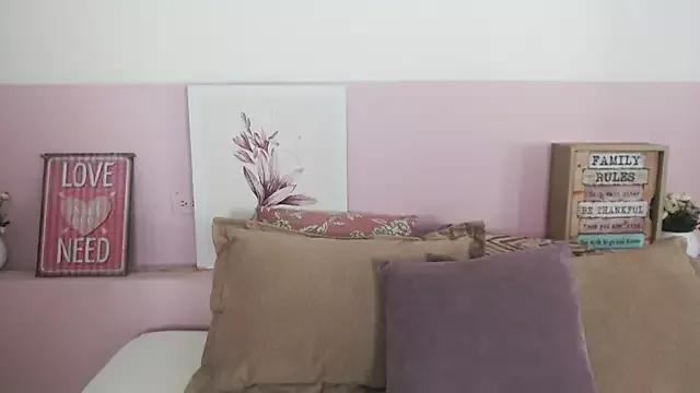 Try our streaming cams variety and talk on a personal level with our adorable girls streamers, showing off their bountiful shapes and dildos.