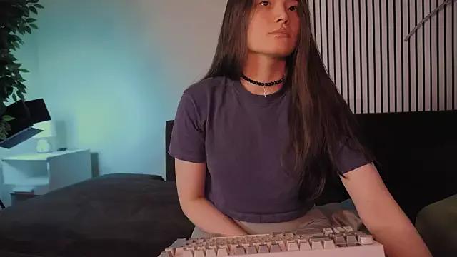 Try our streaming cams variety and talk on a personal level with our adorable girls streamers, showing off their bountiful shapes and dildos.