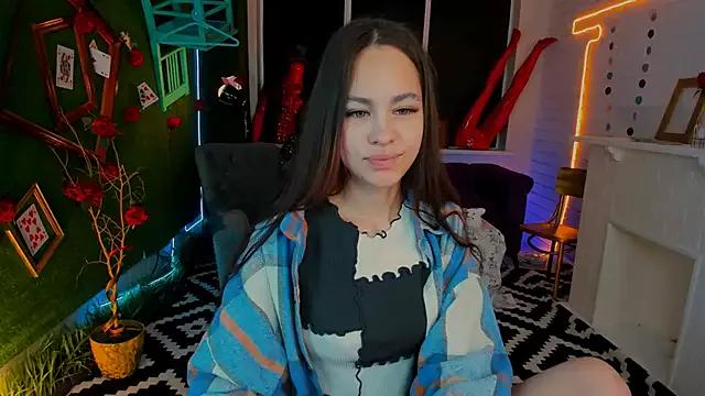 UliaNeer from StripChat is Freechat