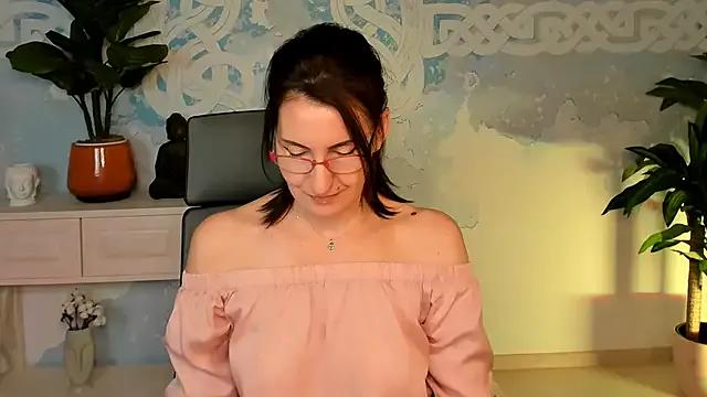 UnaTerra from StripChat is Freechat