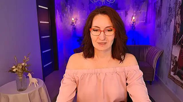 UnaTerra from StripChat is Freechat