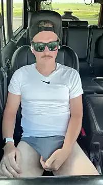 uncut_luke from StripChat