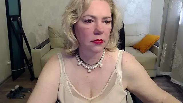 unsual_milf from StripChat