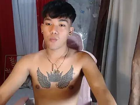 ur_richard from StripChat is Freechat