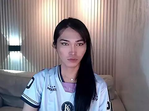 Ur_sweetchanel from StripChat is Freechat