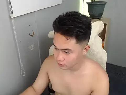 urbigcockbaby from StripChat is Freechat