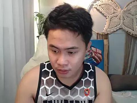 urbigcockbaby from StripChat is Freechat