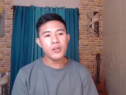 urboy_cass from StripChat is Freechat