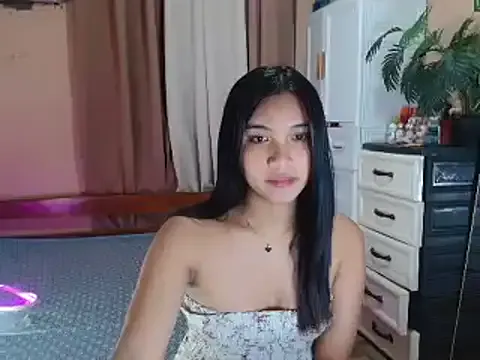 urdreamwife_trixie on StripChat 