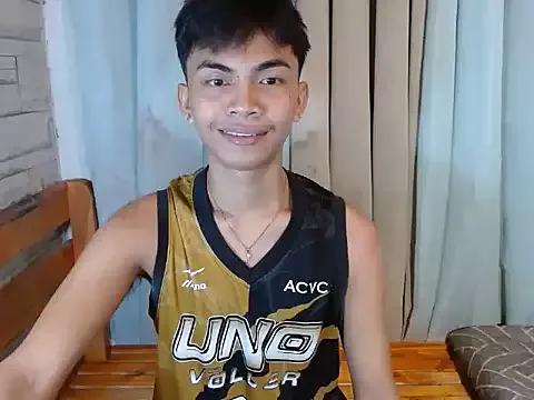 urguy_marco from StripChat