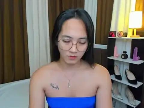 URHottestAngel from StripChat is Freechat