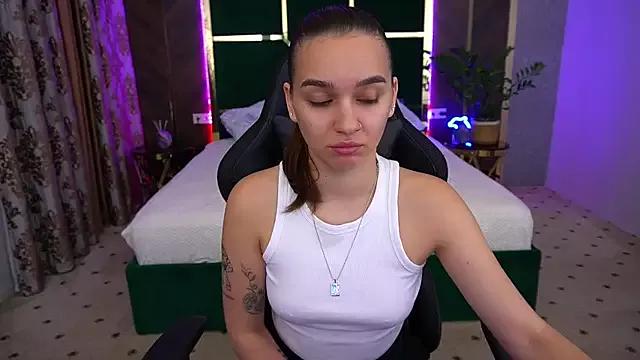 Try our streaming cams variety and talk on a personal level with our adorable girls streamers, showing off their bountiful shapes and dildos.