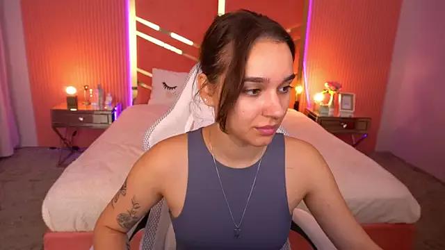 UrMuseOn from StripChat