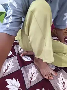 Urs_sassyshikha from StripChat is Freechat
