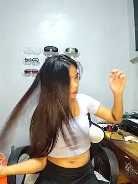Ursexy_pinay_skinnyxx from StripChat is Freechat
