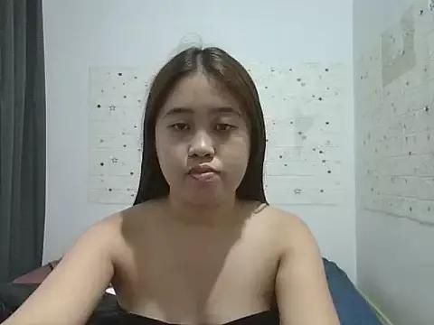 ursweetdolly4u from StripChat is Freechat