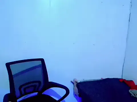 Urultimate_milker on StripChat 