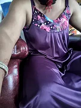 v_hot_lovers777 from StripChat is Freechat