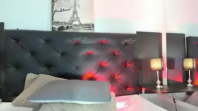 Try our streaming cams variety and talk on a personal level with our adorable girls streamers, showing off their bountiful shapes and dildos.