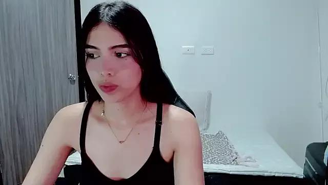 valenloveu from StripChat is Freechat