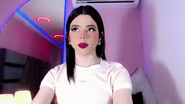 Try our streaming cams variety and talk on a personal level with our adorable girls streamers, showing off their bountiful shapes and dildos.