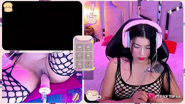 Try our streaming cams variety and talk on a personal level with our adorable girls streamers, showing off their bountiful shapes and dildos.