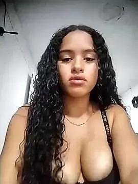 ValentinaMartel from StripChat is Freechat