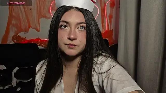 valentinauwu from StripChat is Freechat