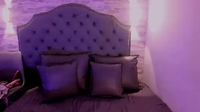 ValeriaJulio_ from StripChat is Freechat