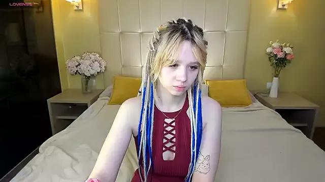 Valerie_Woods from StripChat is Freechat