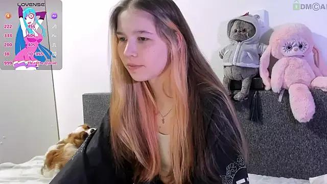 Try our streaming cams variety and talk on a personal level with our adorable girls streamers, showing off their bountiful shapes and dildos.