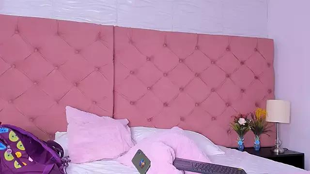 valerIia_hardy from StripChat is Freechat