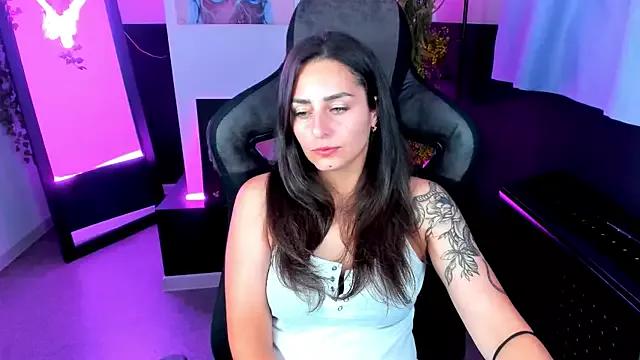 Try our streaming cams variety and talk on a personal level with our adorable girls streamers, showing off their bountiful shapes and dildos.