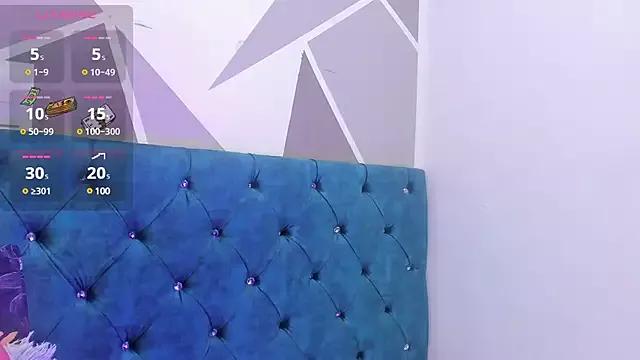 Try our streaming cams variety and talk on a personal level with our adorable girls streamers, showing off their bountiful shapes and dildos.