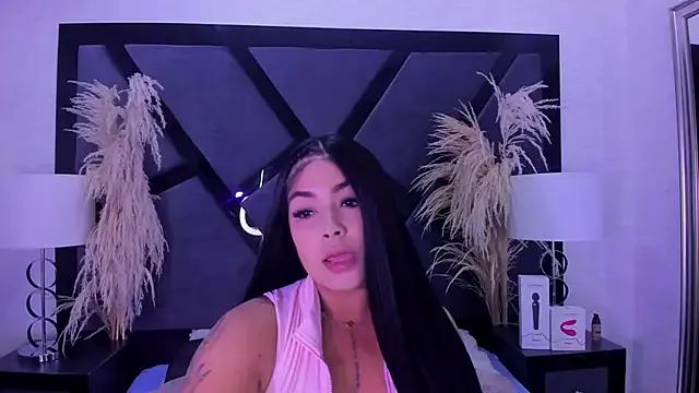 Try our streaming cams variety and talk on a personal level with our adorable girls streamers, showing off their bountiful shapes and dildos.