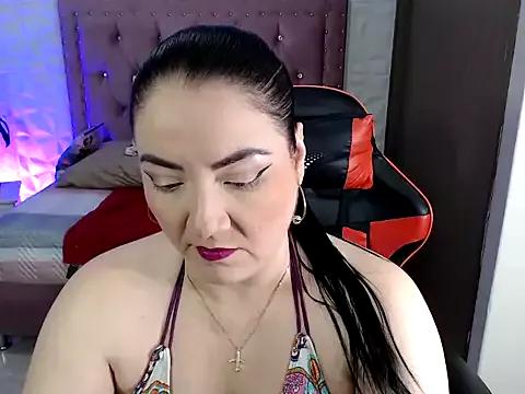 valery_jl from StripChat is Freechat