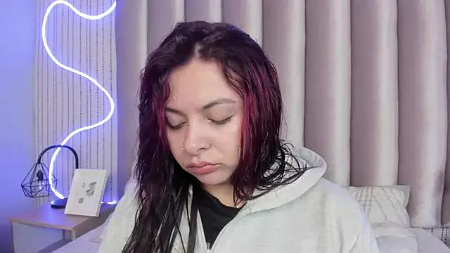 VALERYESANDERS from StripChat is Freechat