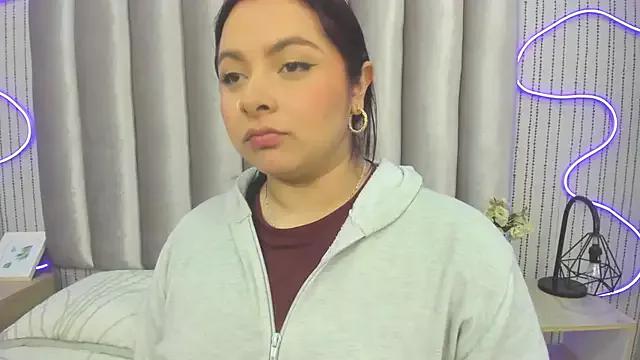 VALERYESANDERSS from StripChat is Freechat