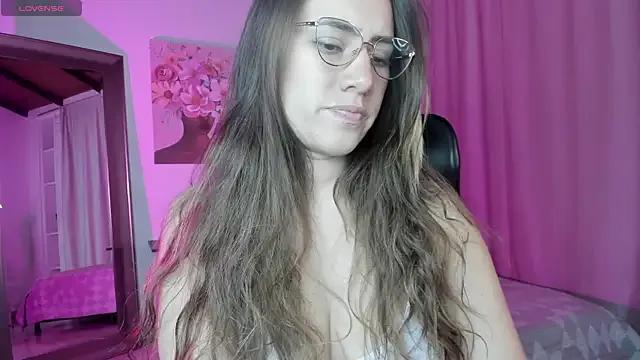 Valey_x from StripChat