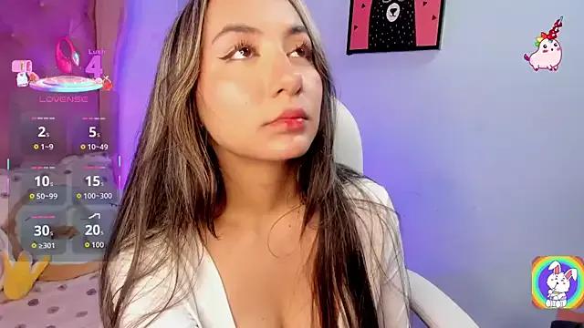 Try our streaming cams variety and talk on a personal level with our adorable girls streamers, showing off their bountiful shapes and dildos.