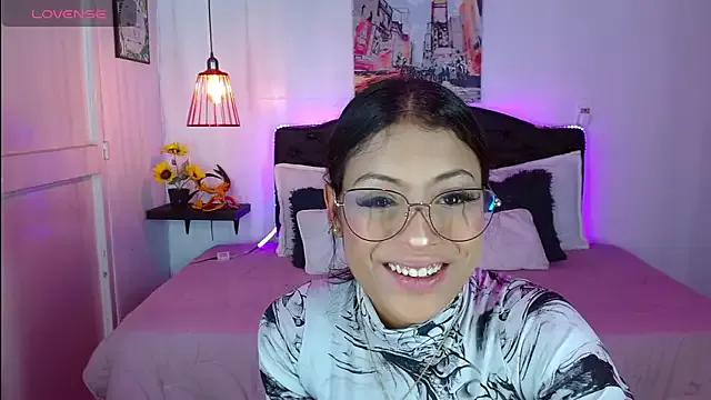 vaness_weet from StripChat is Freechat