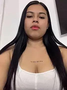 Vanessa_lara from StripChat is Freechat