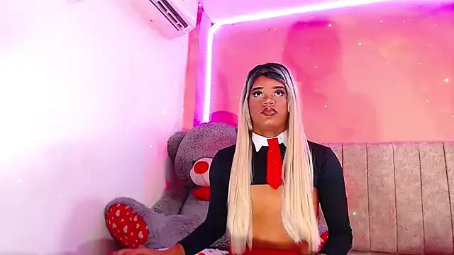Try our streaming cams variety and talk on a personal level with our adorable girls streamers, showing off their bountiful shapes and dildos.