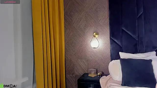 Vanessa_River from StripChat is Freechat