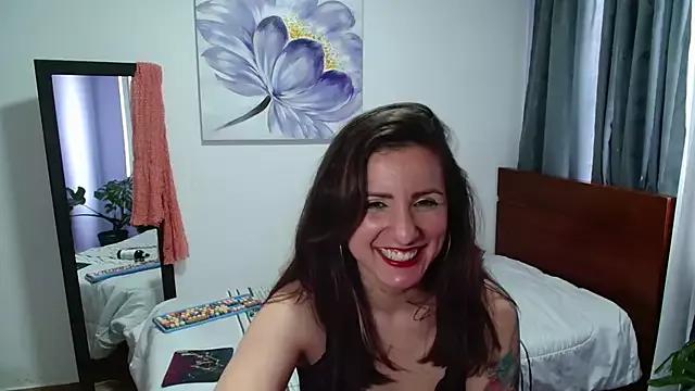 vanessabrown_ from StripChat is Freechat