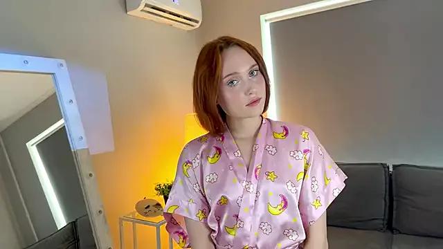 VanessaFoxi from StripChat is Freechat