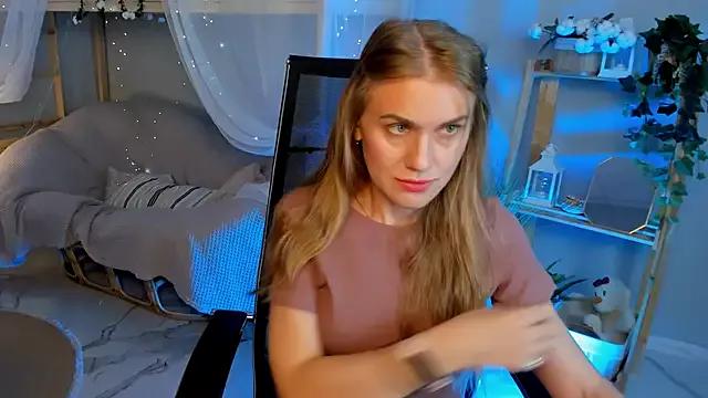 Try our streaming cams variety and talk on a personal level with our adorable girls streamers, showing off their bountiful shapes and dildos.